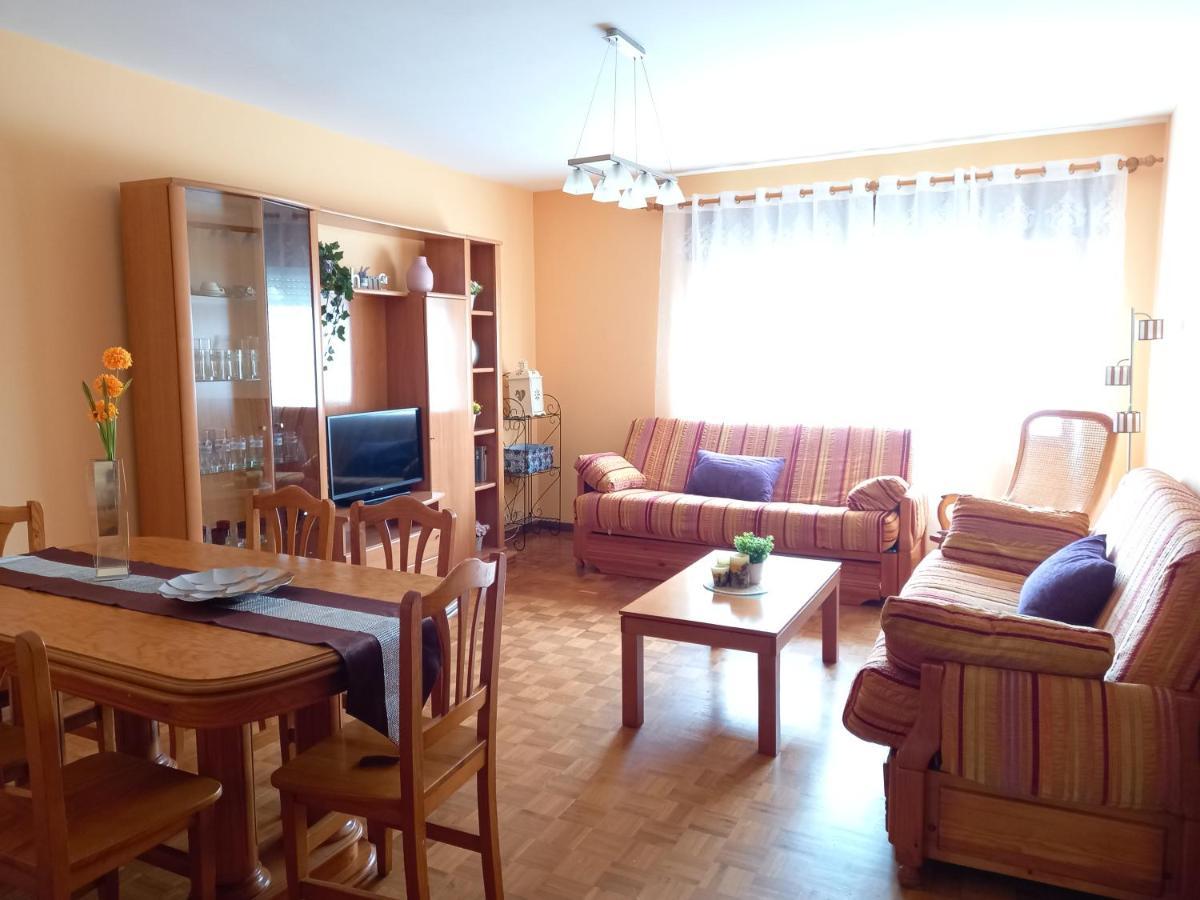 Ferienwohnung Piso Amplio A 100 M De La Playa Foz Exterior foto