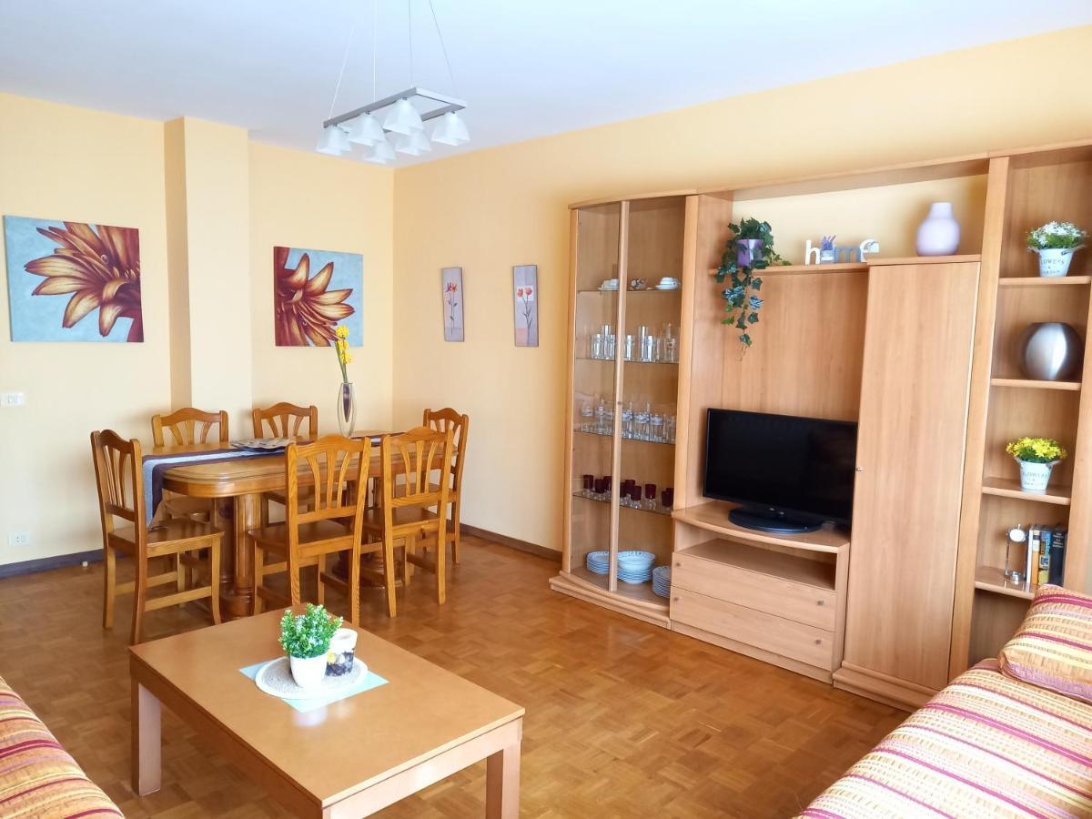 Ferienwohnung Piso Amplio A 100 M De La Playa Foz Exterior foto